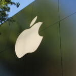 Apple Names Insider Sabih Khan as New COO